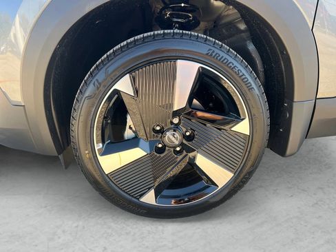 New 2026 Nissan Kicks SR image 23