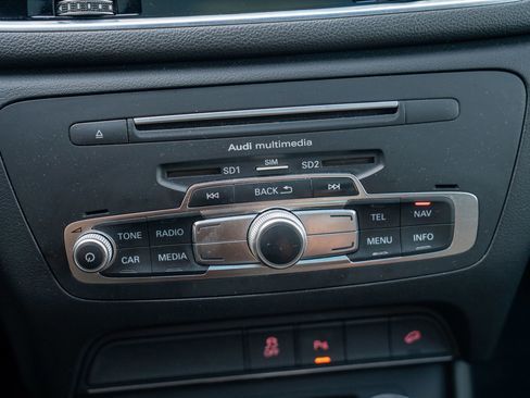 Used 2016 Audi Q3 2.0T Premium Plus w/ Technology Package image 18