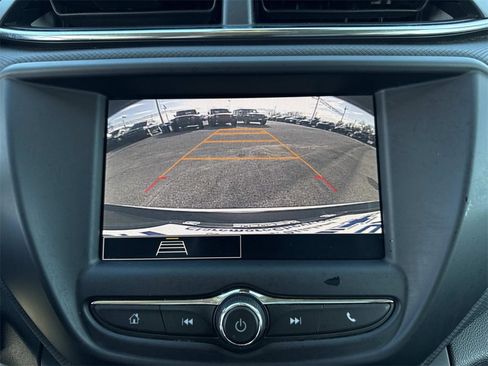 Used 2022 Chevrolet TrailBlazer LT w/ Confidence II Package image 19