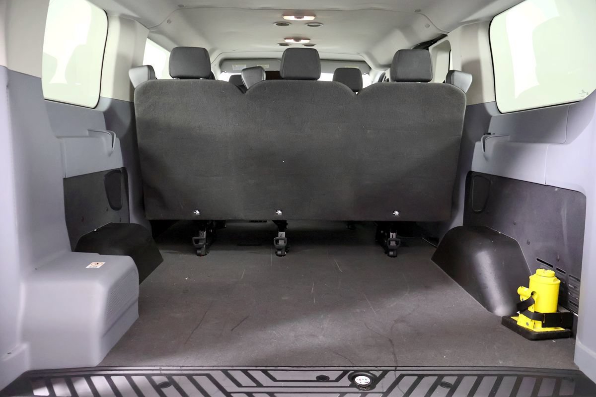 Used 2018 Ford Transit 150 XL RWD image 12