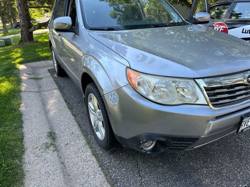 Used 2010 Subaru Forester 2.5X Limited AWD/4WD image 12