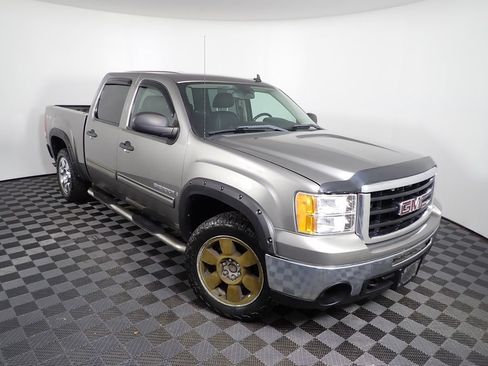 Used 2009 GMC Sierra 1500 SLE w/ Power Pack Plus AWD/4WD image 5