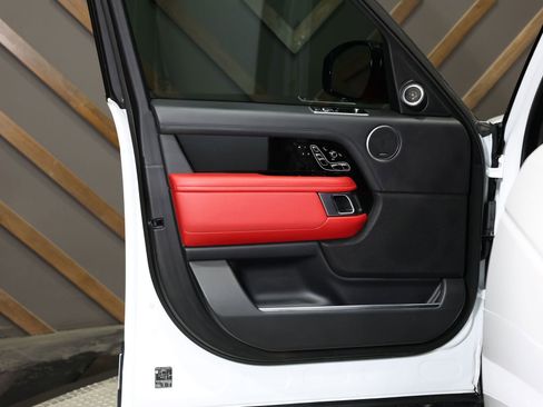 Used 2021 Land Rover Range Rover SV Autobiography Dynamic image 36