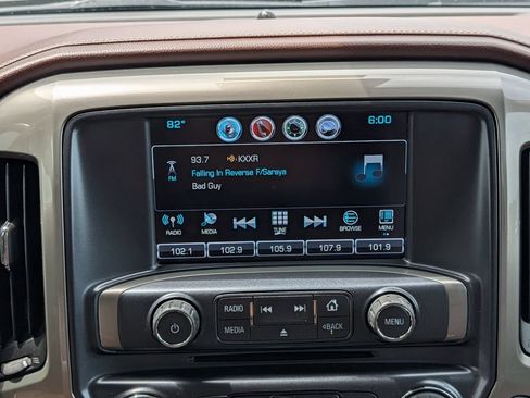 Used 2017 Chevrolet Silverado 1500 High Country AWD/4WD image 21