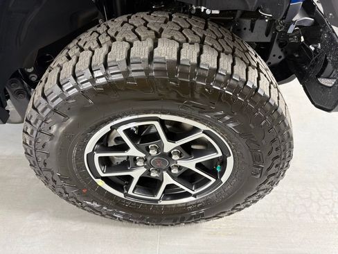 New 2026 Jeep Gladiator Rubicon AWD/4WD image 11