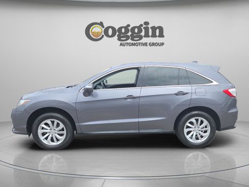 Used 2017 Acura RDX FWD image 2