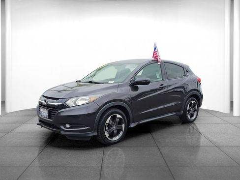 Used 2018 Honda HR-V EX image 3