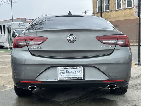 Used 2018 Buick Regal Preferred image 6