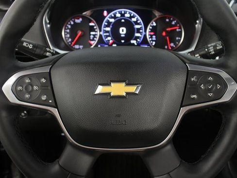 Used 2023 Chevrolet Traverse High Country image 16