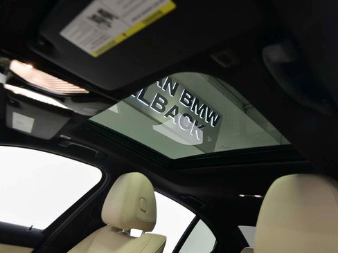 Certified 2025 BMW 330i Sedan w/ Convenience Package image 7