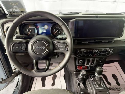 Used 2024 Jeep Wrangler Sport AWD/4WD image 21