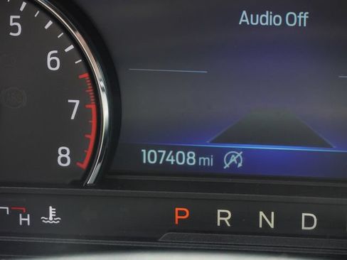 Used 2021 Ford Explorer XLT w/ Equipment Group 202A RWD image 34