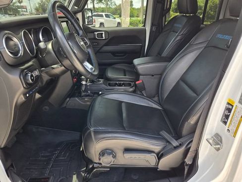 Used 2021 Jeep Wrangler Unlimited Rubicon 4xe AWD/4WD image 7