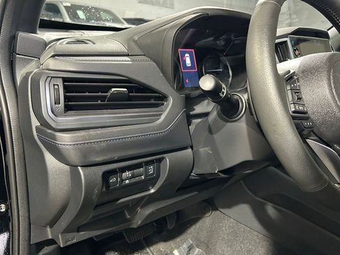 Used 2025 Subaru Forester Limited AWD/4WD image 18