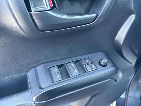 Used 2021 Toyota Tacoma SR image 15