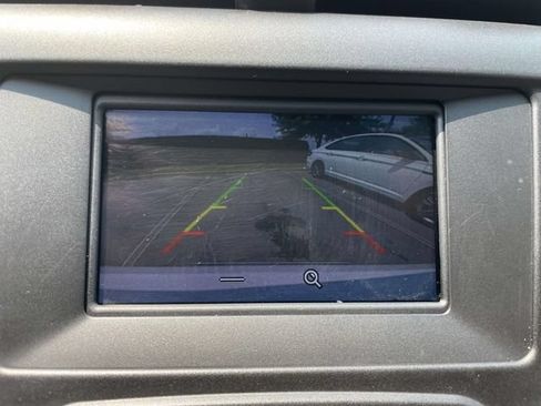 Used 2016 Ford Fusion SE FWD image 3