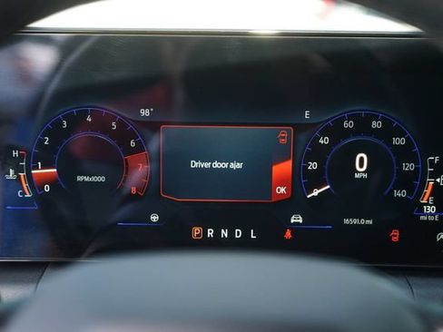 Used 2025 Ford Mustang Coupe RWD image 20