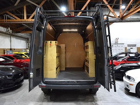 Used 2023 Mercedes-Benz Sprinter 2500 image 45