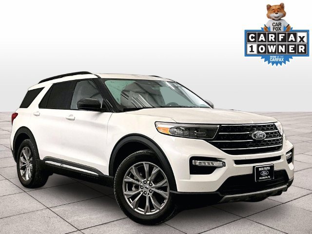 Used 2023 Ford Explorer XLT w/ Equipment Group 202A AWD/4WD image 2