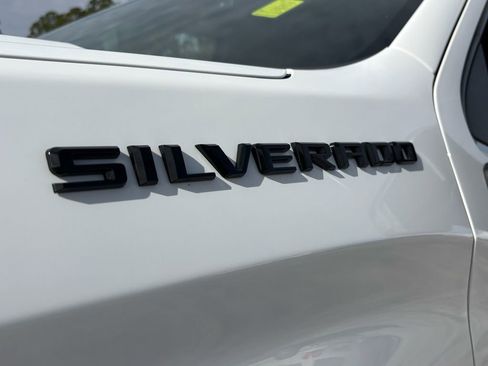 Used 2022 Chevrolet Silverado 1500 LTZ w/ LTZ Convenience Package II image 11