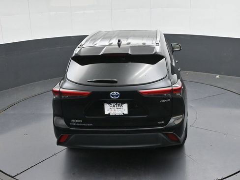 Used 2023 Toyota Highlander Bronze Edition image 39