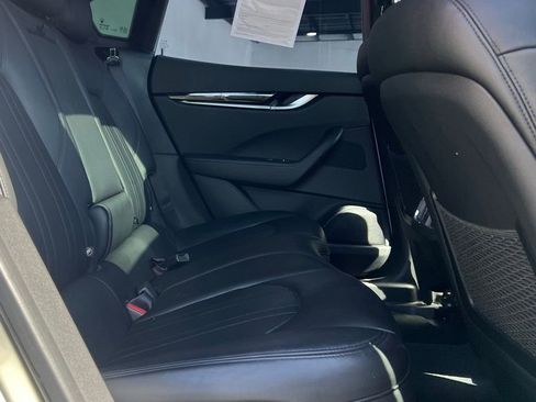 Used 2021 Maserati Levante Base image 22