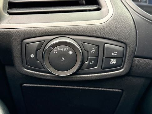 Used 2022 Ford Edge SEL w/ Convenience Package image 32