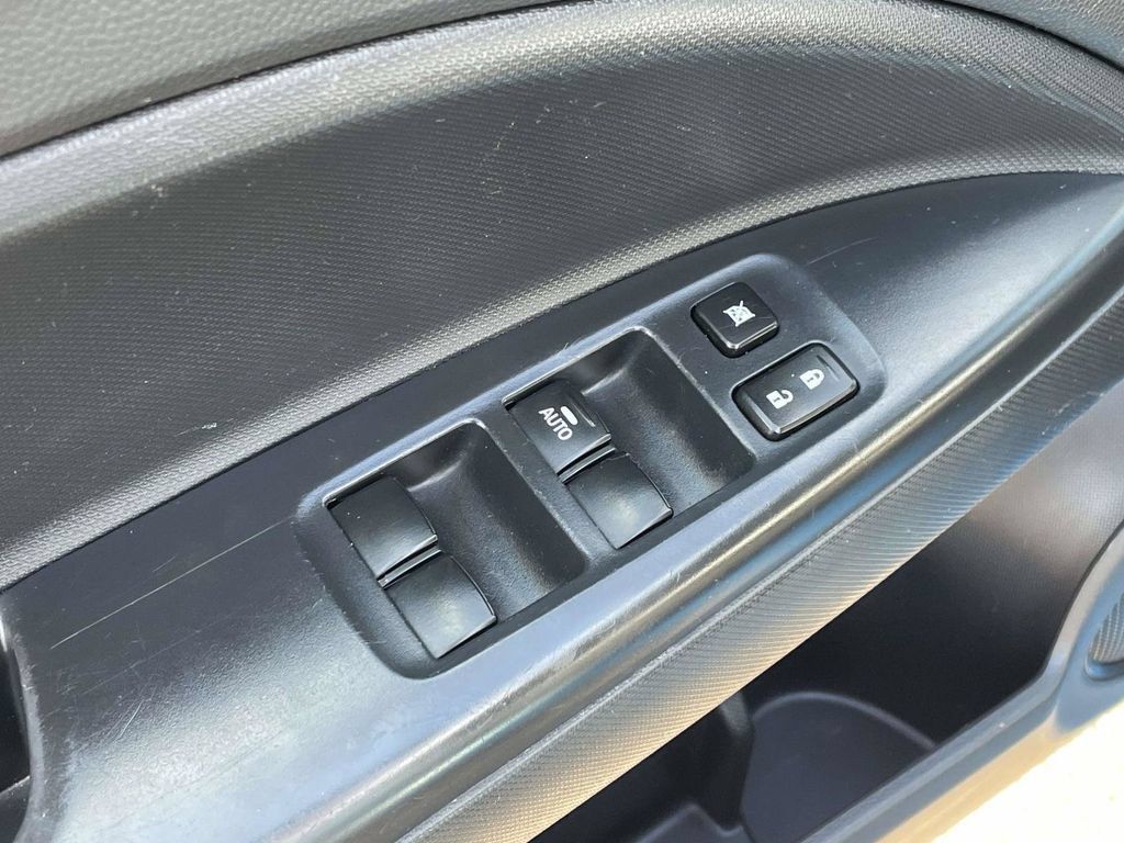 Used 2024 Mitsubishi Mirage ES FWD image 15