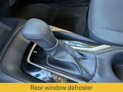 Used 2025 Toyota Corolla LE image 20