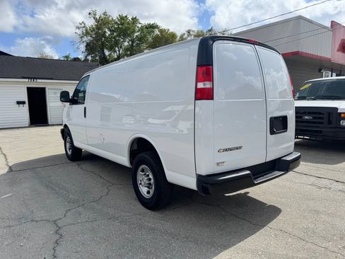 Used 2023 Chevrolet Express 2500 w/ Driver Convenience Package image 4