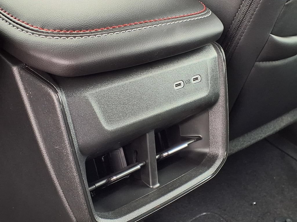 New 2026 Dodge Charger R/T w/ Driver Convenience Group AWD/4WD image 19