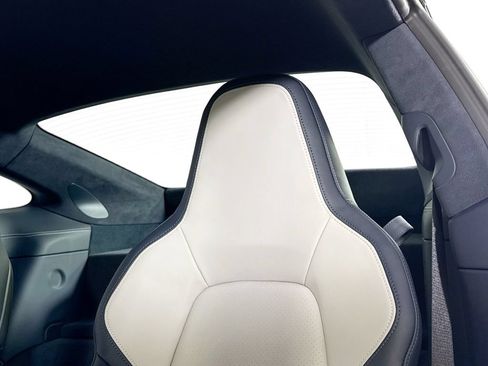 Certified 2026 Porsche 911 Carrera GTS RWD image 24