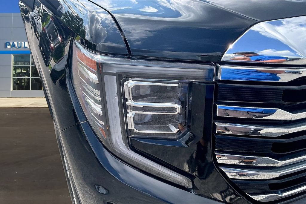 Used 2024 GMC Sierra 1500 SLT AWD/4WD image 32