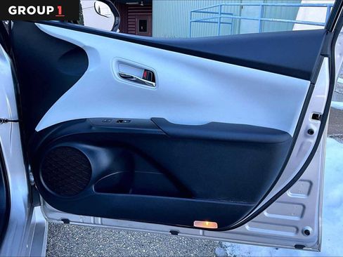 Certified 2017 Toyota Prius Prime Premium image 22