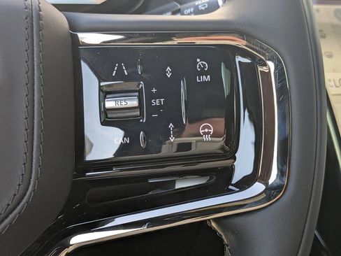 New 2025 Land Rover Range Rover Sport Dynamic SE image 24