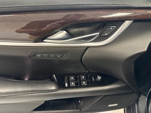 Used 2017 Cadillac XTS Luxury FWD image 20