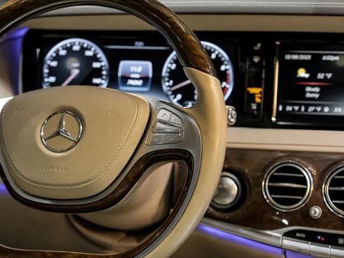 Used 2015 Mercedes-Benz S 550 Sedan image 17