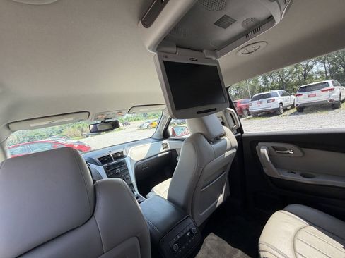 Used 2012 Chevrolet Traverse LTZ AWD/4WD image 26