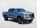 Used 2022 Toyota Tacoma TRD Sport image 3