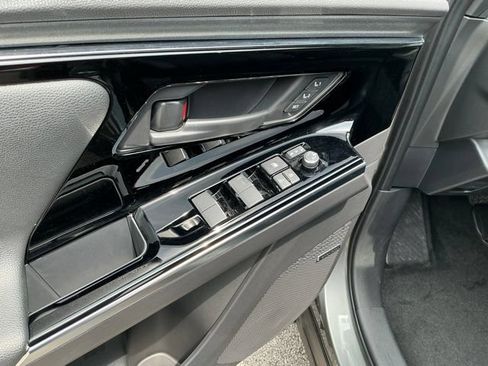 Certified 2023 Subaru Solterra AWD image 15