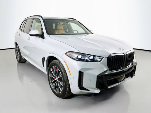 New 2026 BMW X5 xDrive40i w/ Executive Package AWD/4WD image 3