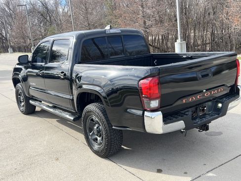 Used 2020 Toyota Tacoma SR5 image 8