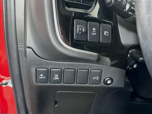 Used 2019 Mitsubishi Outlander GT image 11