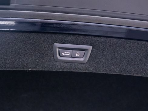 Certified 2025 BMW 840i xDrive w/ M Sport Professional Package image 33