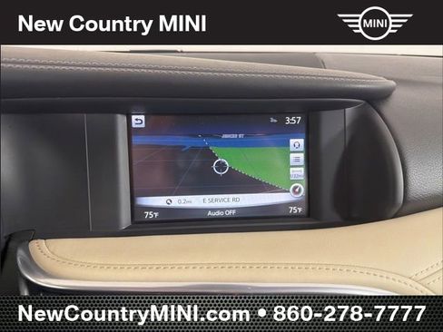 Used 2018 INFINITI QX30 Premium w/ Navigation Package image 23
