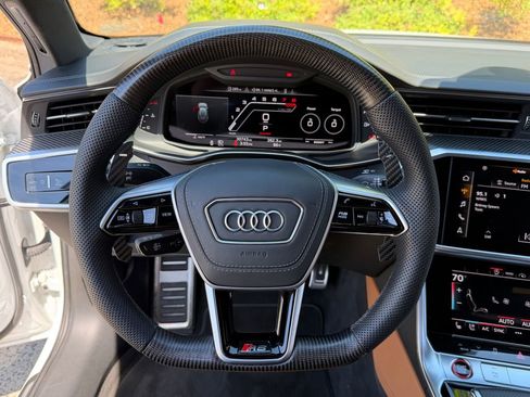 Used 2021 Audi RS 6 w/ Executive Package AWD/4WD image 20
