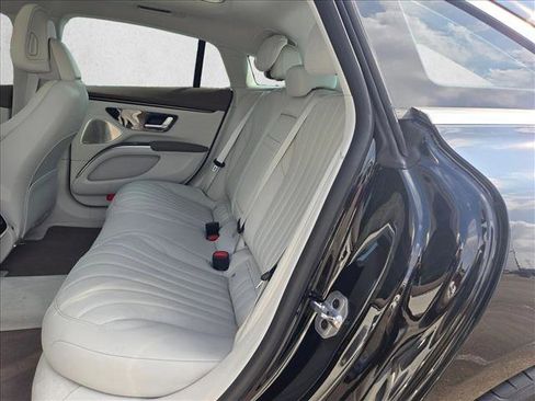 Used 2023 Mercedes-Benz EQS 450+ Sedan image 18