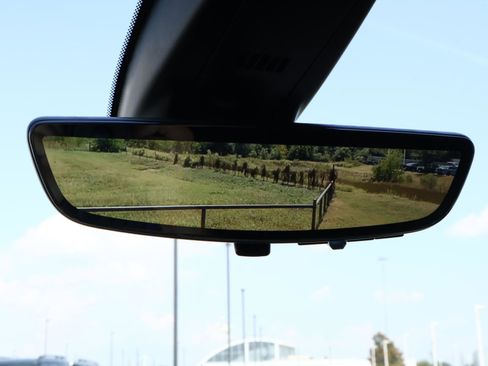 Certified 2023 Cadillac XT6 Sport w/ Platinum Package image 37