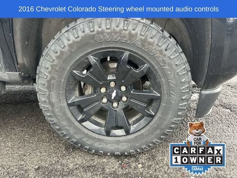 Used 2016 Chevrolet Colorado Z71 w/ Z71 Midnight Edition image 18