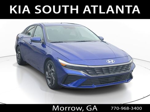 Used 2025 Hyundai Elantra SEL FWD image 1